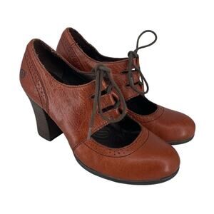 Born Rosel Rust Leather Laced Heel Size 7 Heels
